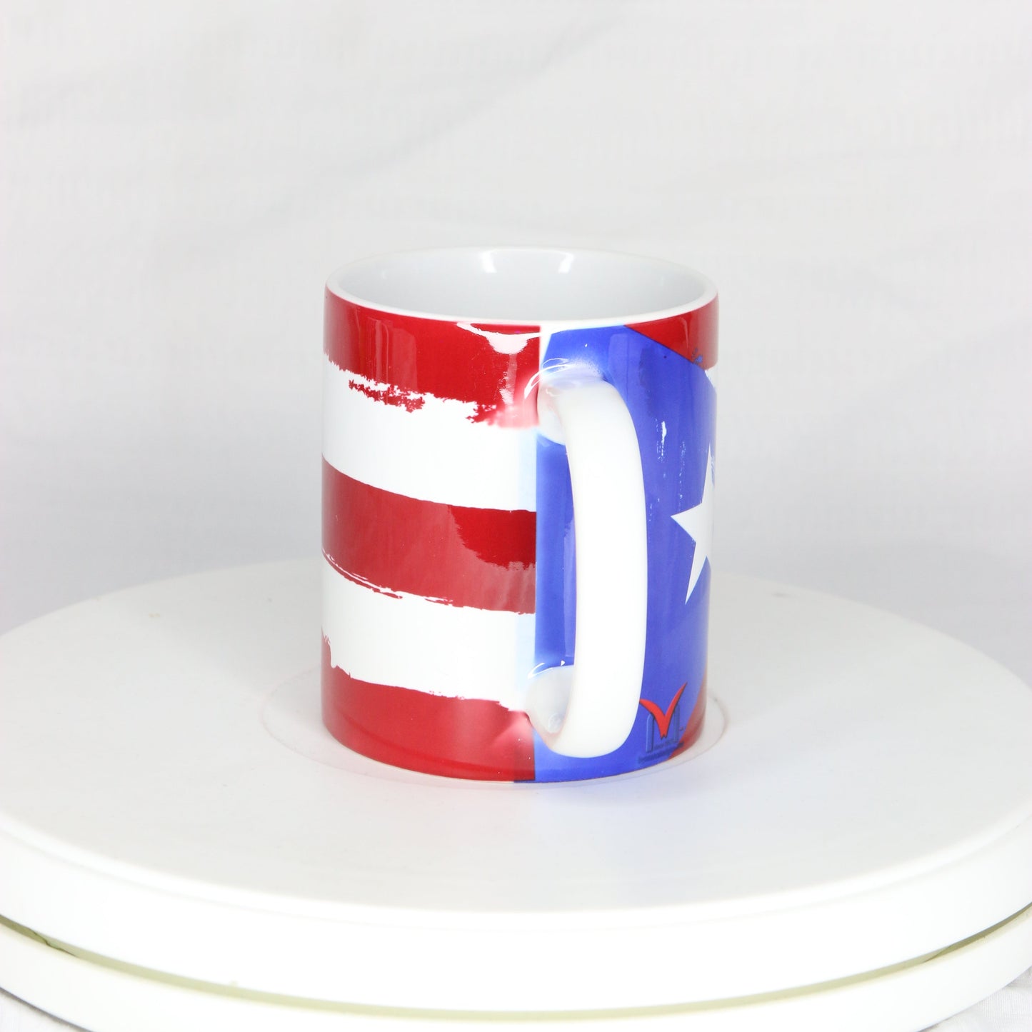 Taza de 11 onzas con la bandera de Puerto Rico